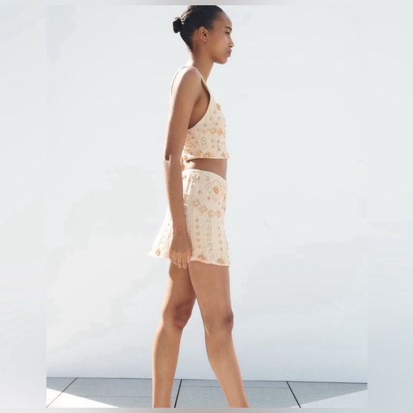 NWT Zara BLOG FAV shell mini skirt + top SET
cream/beige 100 cotton size S - Picture 4 of 17